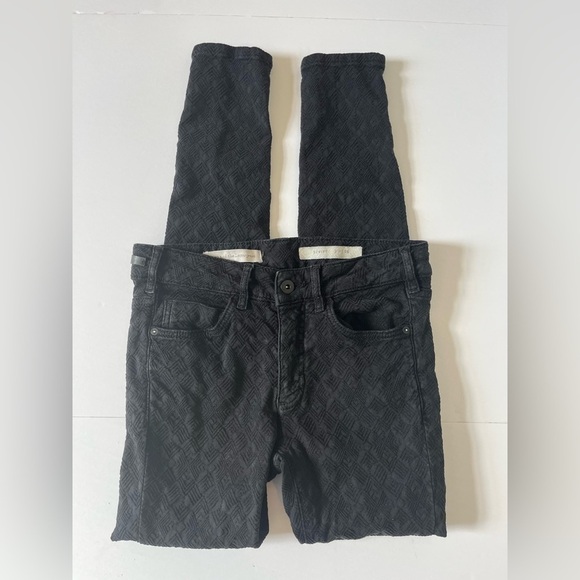 Pilcro & Letterpress Black Textured Script pants Size 24 - Picture 1 of 9